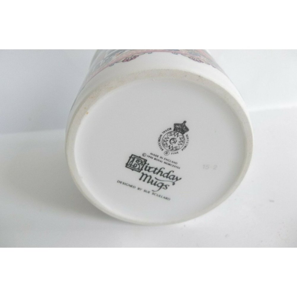 Royal Worcester Birthday Cup Thursday Child Mug - Picture 3 of 3